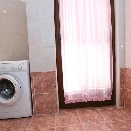 & Three Angels Гостевой дом Башка