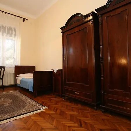 & Three Angels Гостевой дом 3*