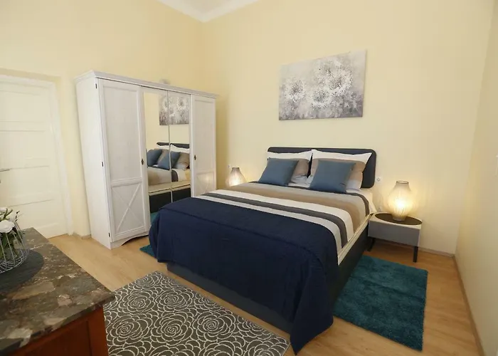 & Three Angels Vendégház 3*