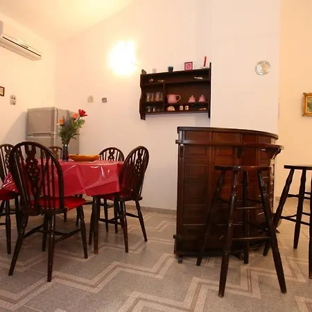 Gasthuis & Three Angels