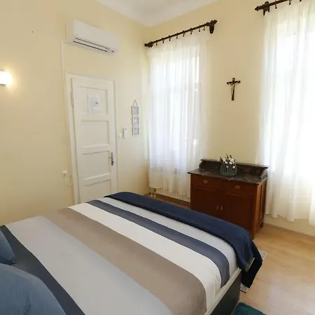 Casa de hóspedes & Three Angels Baška