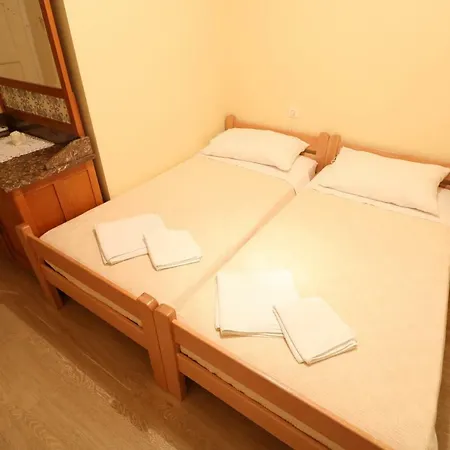 Apartment&rooms Three Angels 3* Baška
