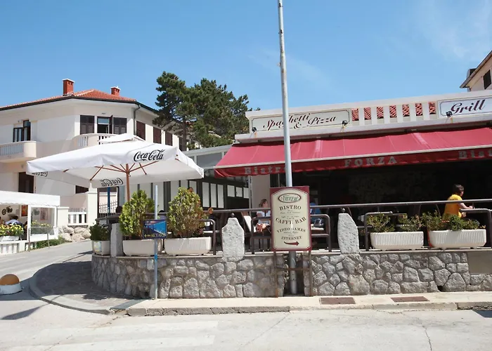 & Three Angels Baška