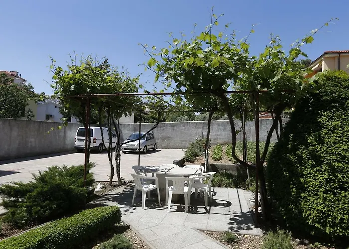 & Three Angels Pensjonat Baška