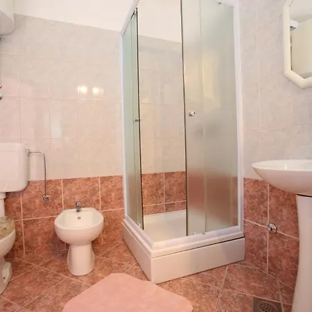 & Three Angels Baška